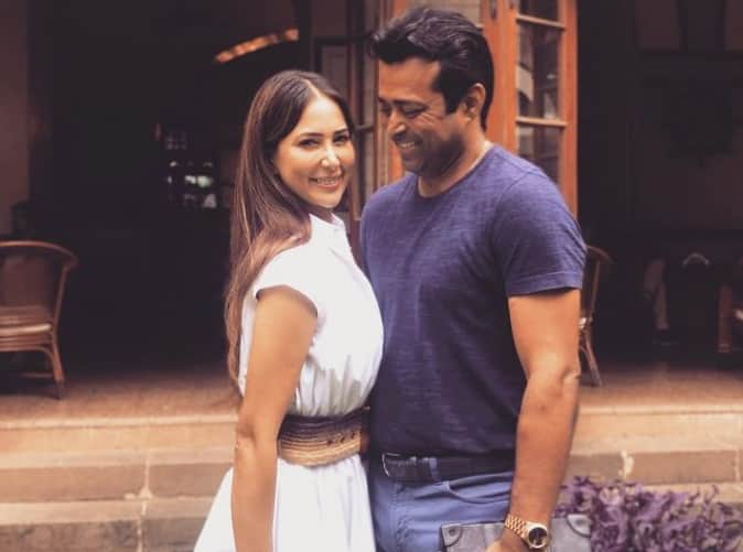 Kim Sharma makes relationship with Leander Paes official