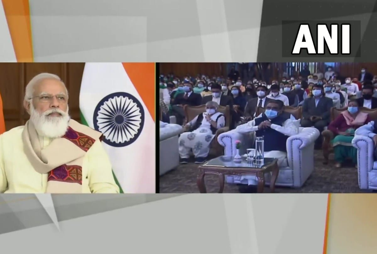 Himachal News: pm narendra modi interacts virtually with covid vaccination beneficiary of himachal pradesh