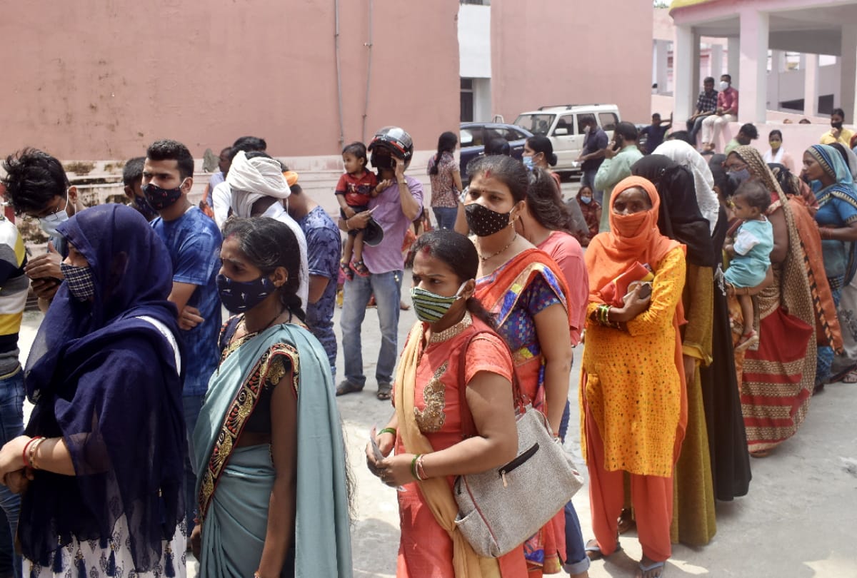 Record 70345 people got corona vaccine at 177 booths in Gorakhpur