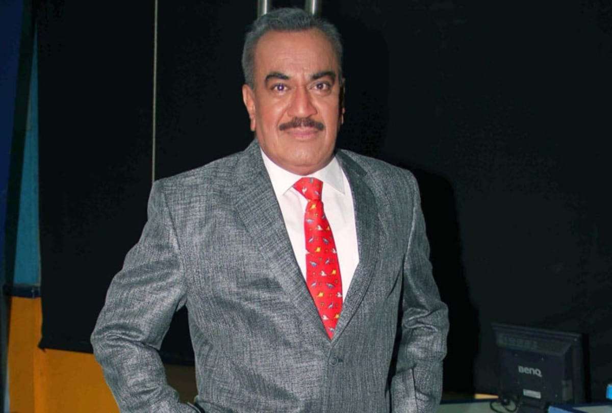 Bollywood actors who had made successful entry by leaving government jobs