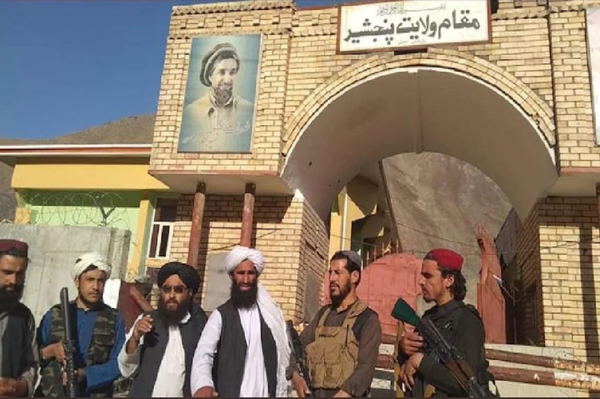 Afghanistan panjshir valley unidentified military planes hited taliban positions