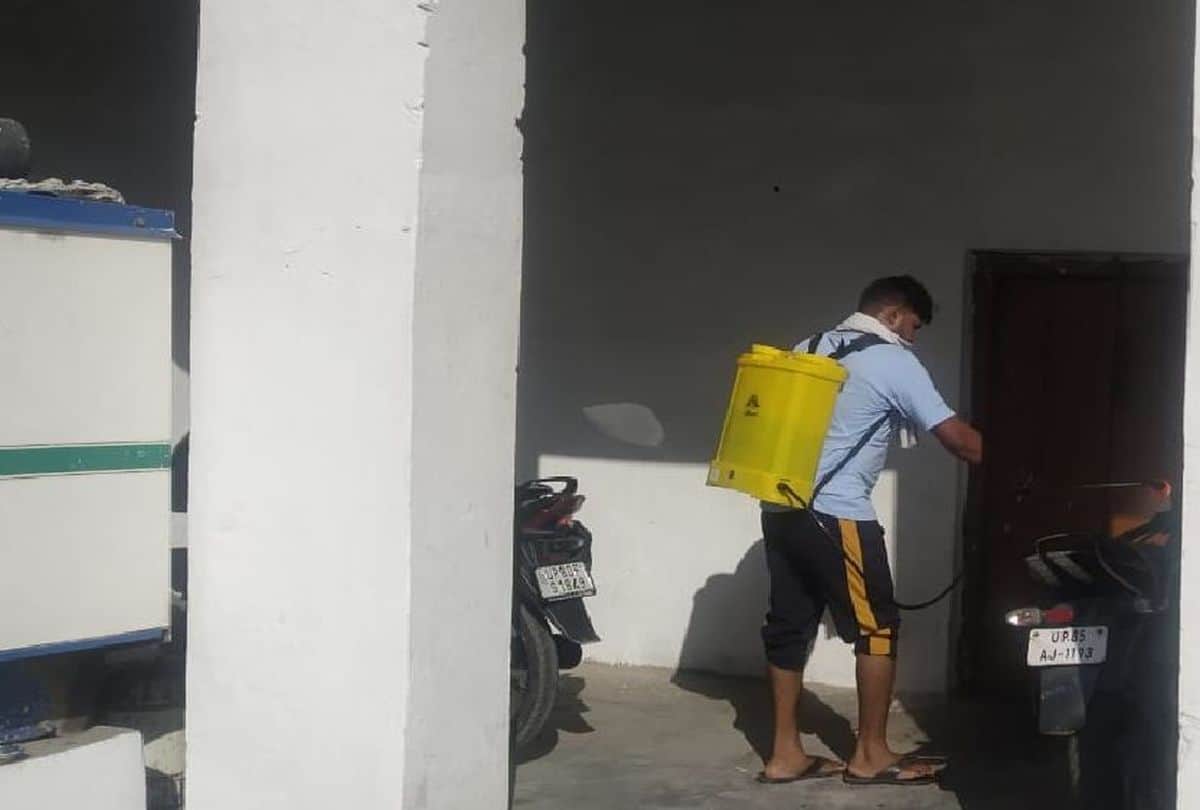 Firozabad Viral Fever Dengue News: Government Medical College beds full in Firozabad