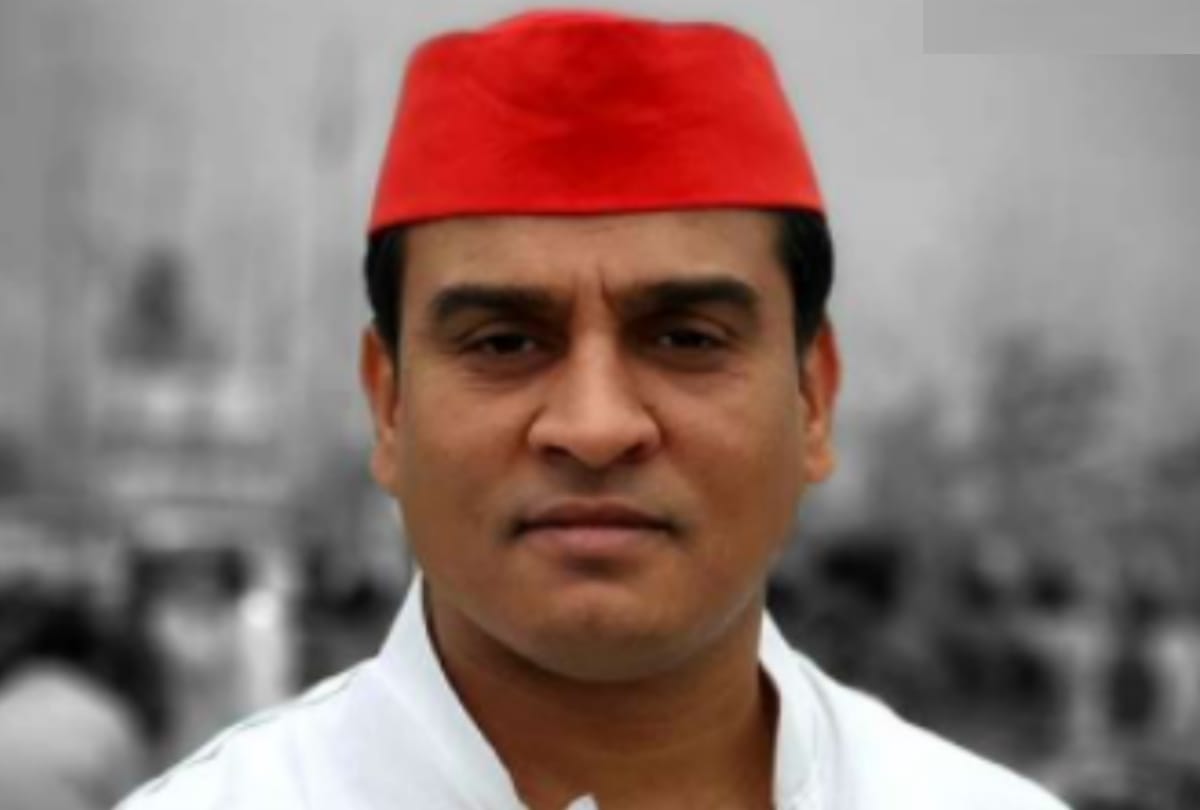 SP MLA Irfan Solanki says there should be a separate room for Namaaj in UP Vidhanbhawan.