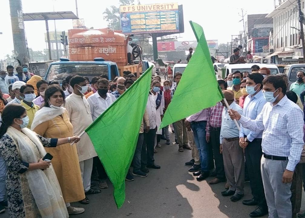 firozaba nagar nigam, firozabad news, up news, firozabad  hindi news,Malaria and Dengue fever,DM chandra vijay,black fever,mosquito medicine