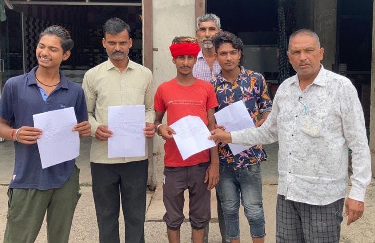 Place is not final, notices given to operators to shift animal dairies