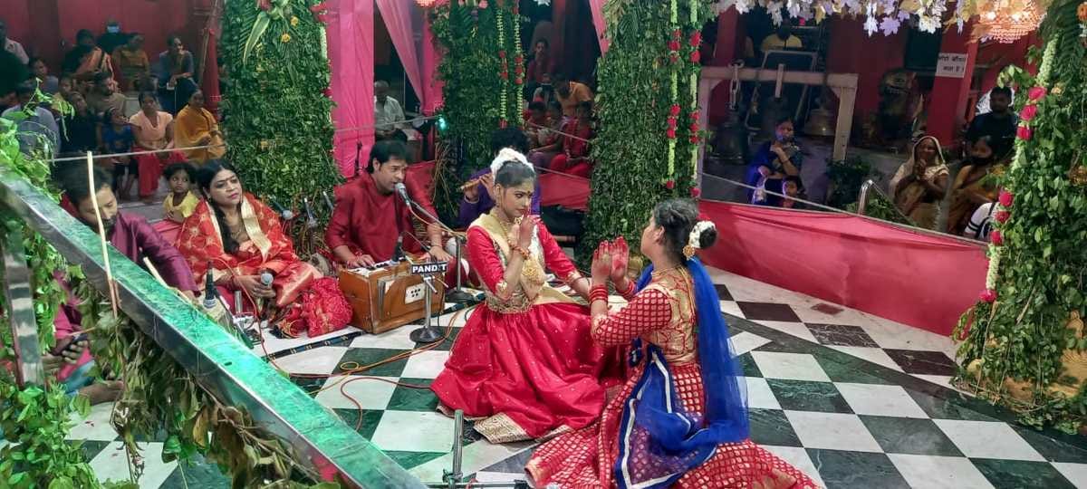 Varanasi Maa Kushmanda filled with melody of music seekers artists performance mesmerized