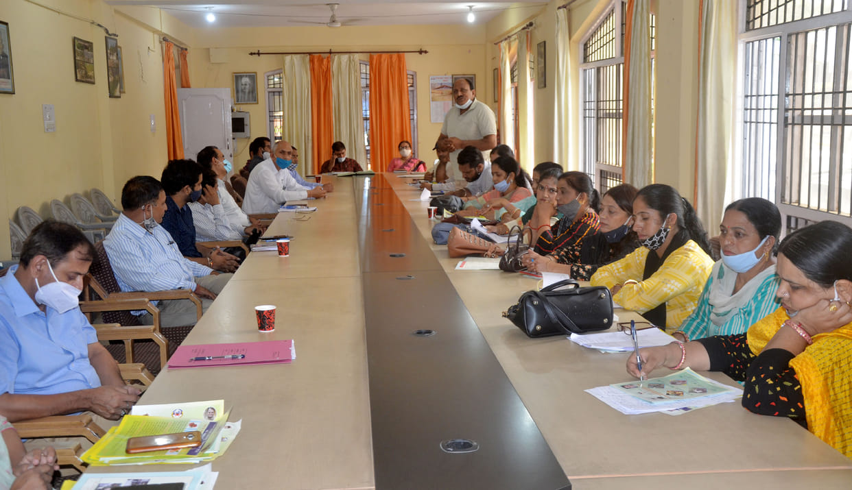 Tell whom to tell, the Panchayat Samiti is helpless