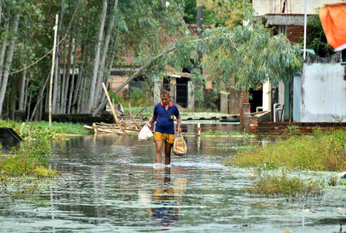 People afraid after rain in gorakhpur