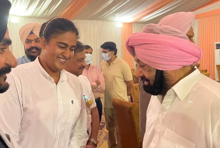 Punjab CM Captain Amarinder Singh hosts dinner for Tokyo Olympics winners and participants