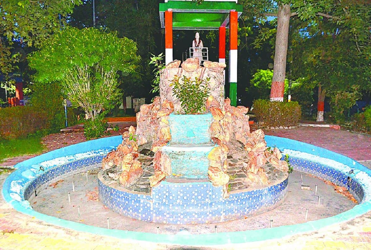 Fountains Closed In Agra Before Inauguration