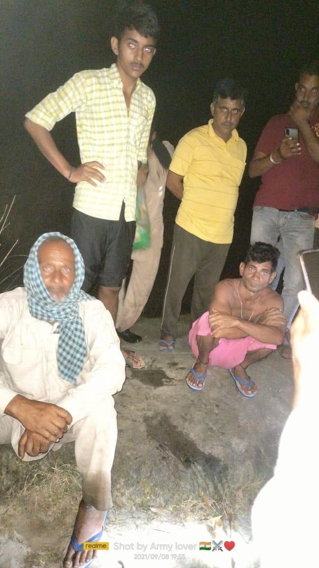 Four shepherds trapped between islands due to rising water in Beas