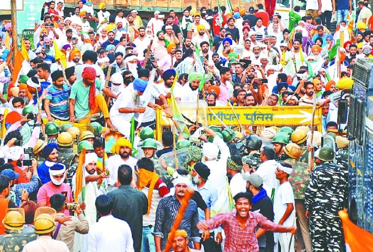 Farmers Decide to Protest Peacefully in Karnal Mahapanchayat