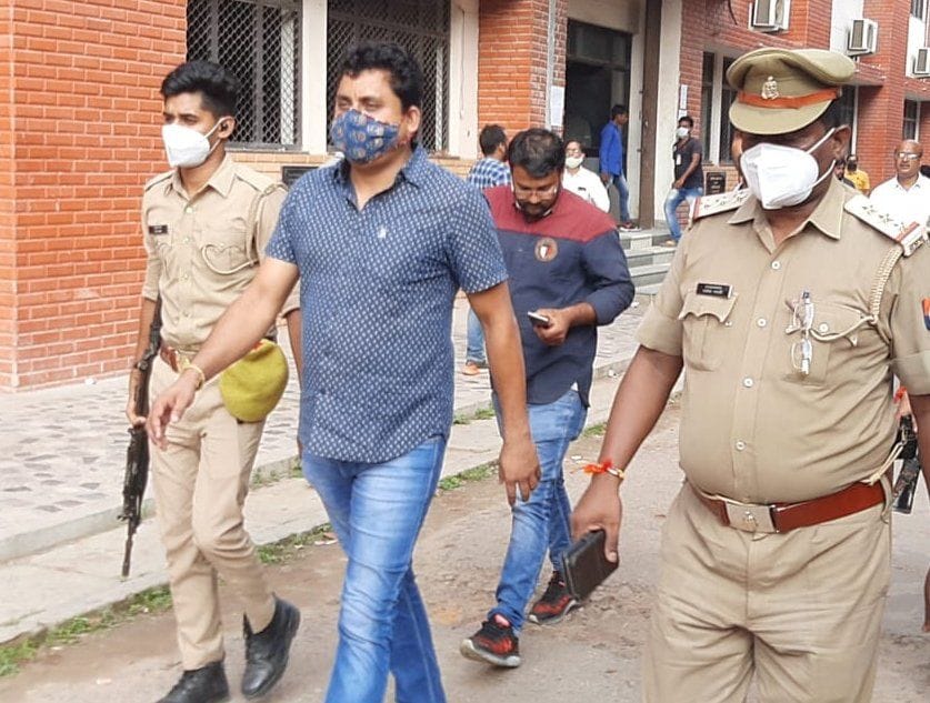 Police sent one lakh prize mafia Sudhakar Singh to jail