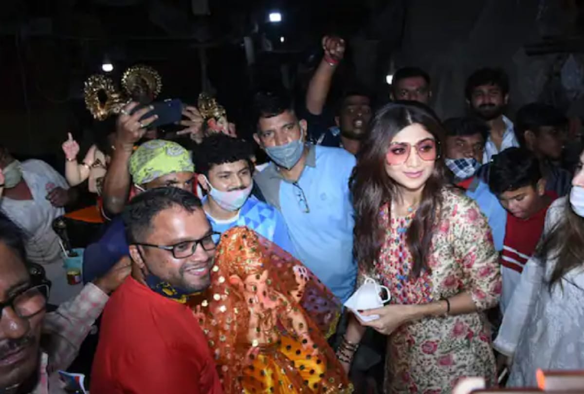 Shilpa shetty trolled on social media for bringing ganapati at home people said let raj kundra come back in the house
