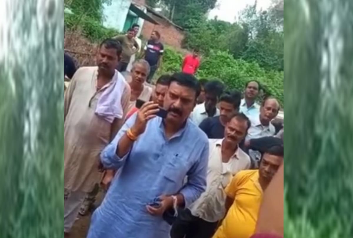 Maholi MLA threatens to beat SDM.