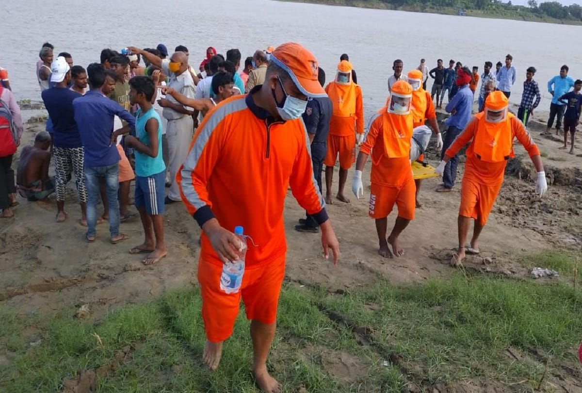 Prayagraj: The body of a teacher immersed in the Ganges was found in Sirsa, 40 km away.