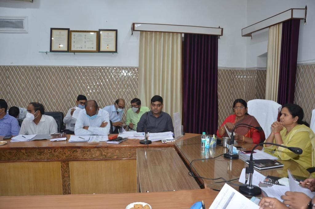 etawah news,73 polling places will increase, proposal sent to commission
