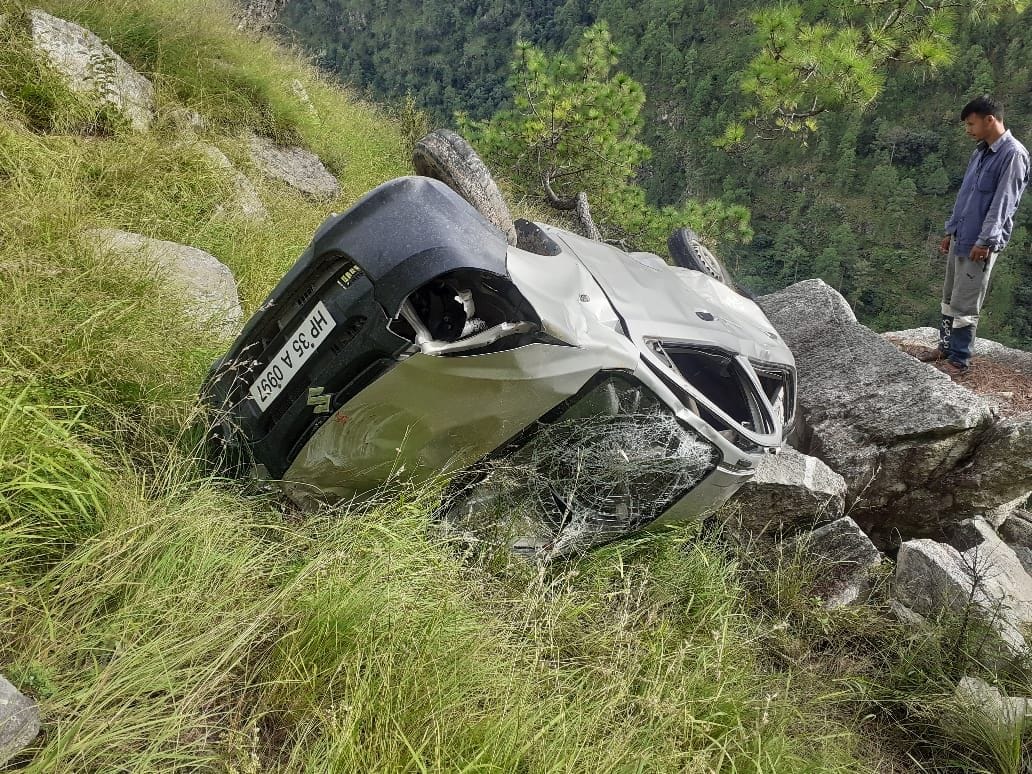 one died in car accident near shidhank aani