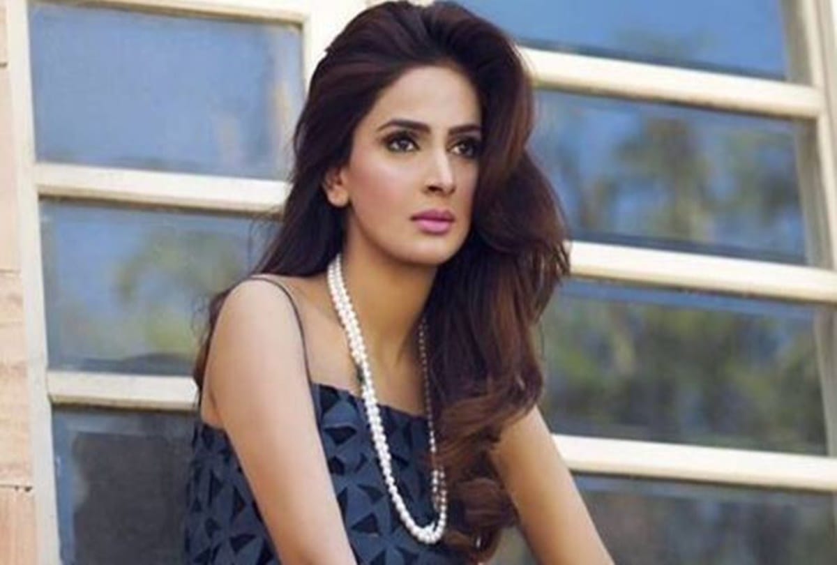 Saba qamar Pakistani court issues arrest warrent against hindi medium actress and bilal saeed