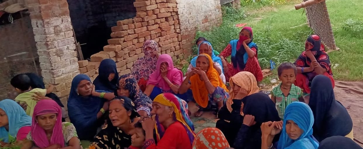 Youth dies due to tempo overturning, fellow injured