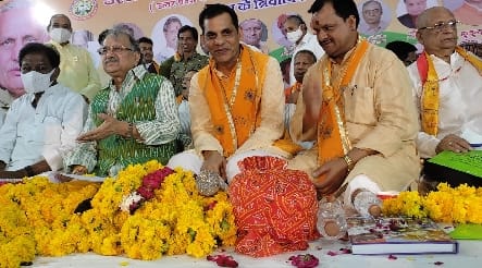 Six office bearers of Bareilly in the UP Industries Board