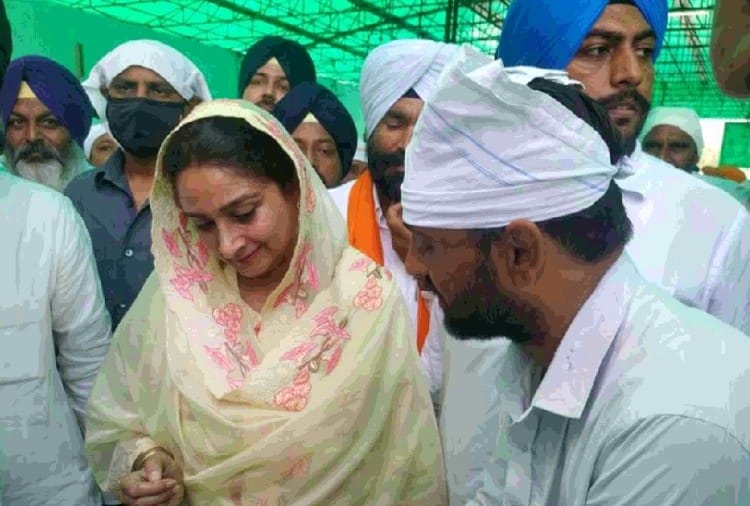 Harsimrat Kaur Badal says We broke ties with BJP for farmers