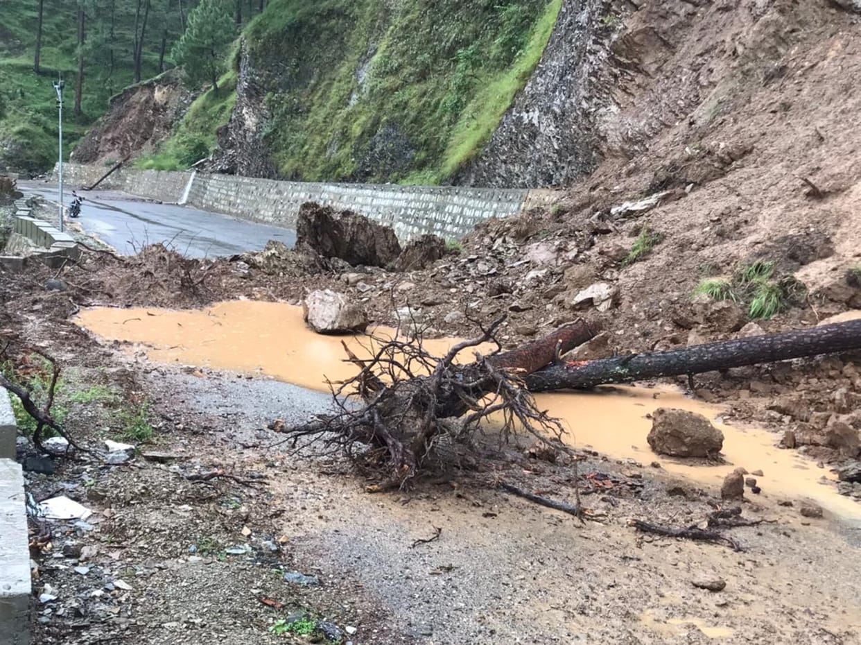 Uttarakhand Weather Forecast Update Today: orange alert today, badrinath gangotri and yamunotri highway closed
