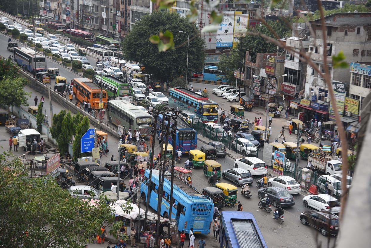 Bus stand closed, private buses stopped, today Punbus-PRTC contract employees will come out to surround CM's farm house