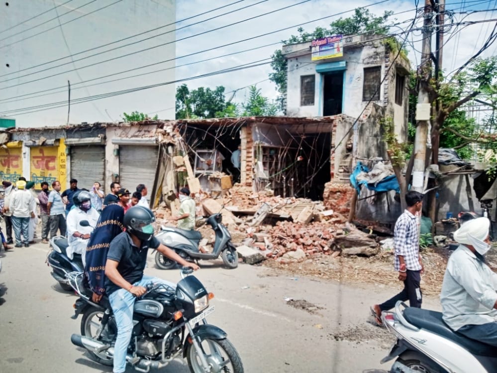 NHAI removes 10 encroachments in Badripur