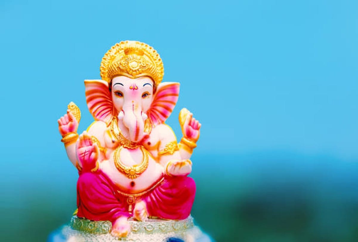 Safalta prapti ke upay do these measures to get success in your life