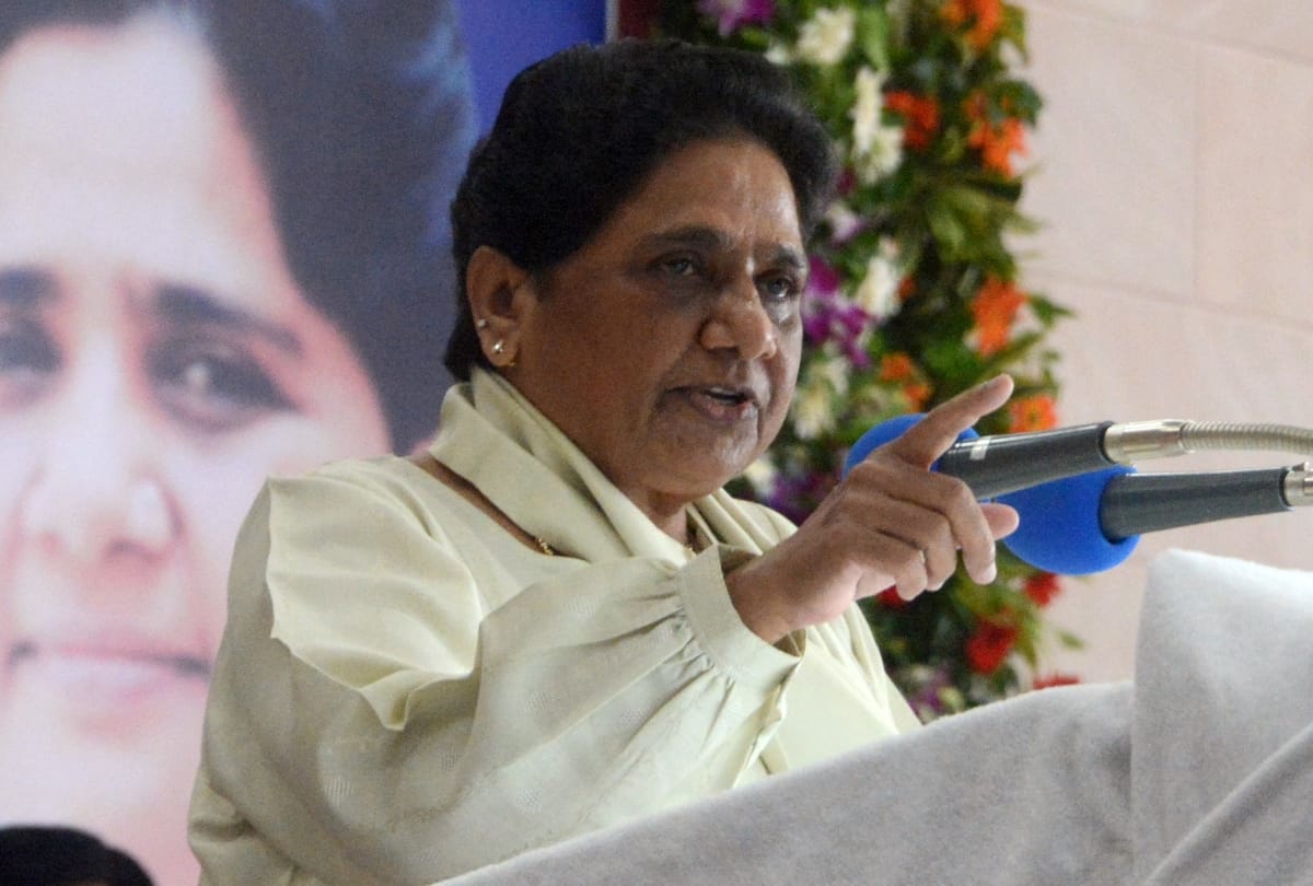 youth and social media, eye on up assembly election 2022 understand in these five points, why mayawati's party bsp is seen to be changed