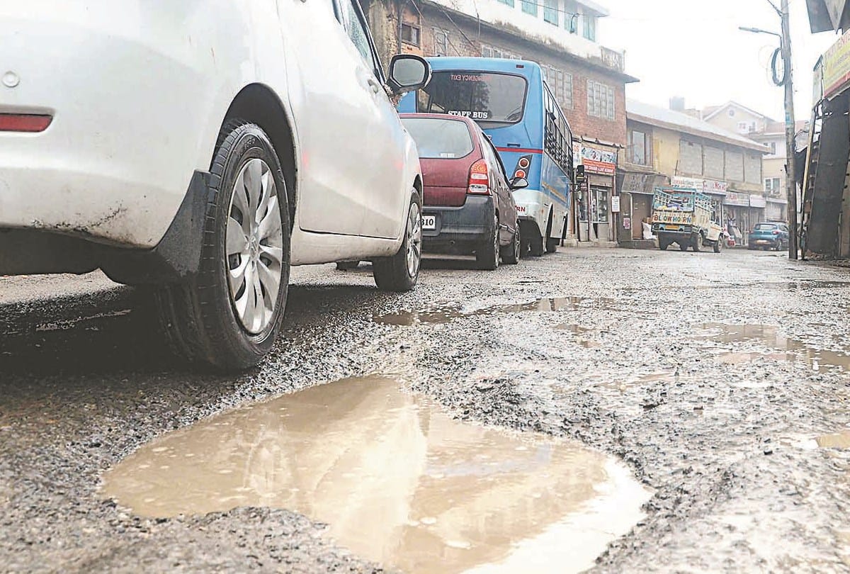 UP News: 15 days more time extended for filling pits, till now 84 percent pits are filled