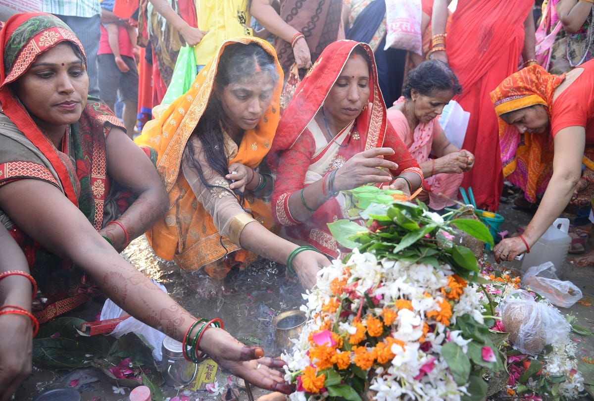 Hartalika teej 2022 Why Is Phulera Tied On Hartalika Teej Know Its Importance In Hindi