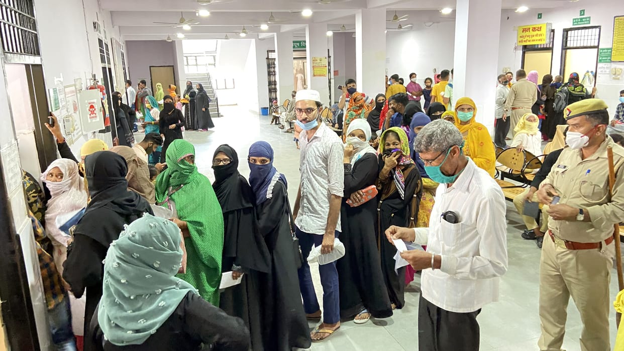 The havoc of fever did not stop, there were less beds in hospitals