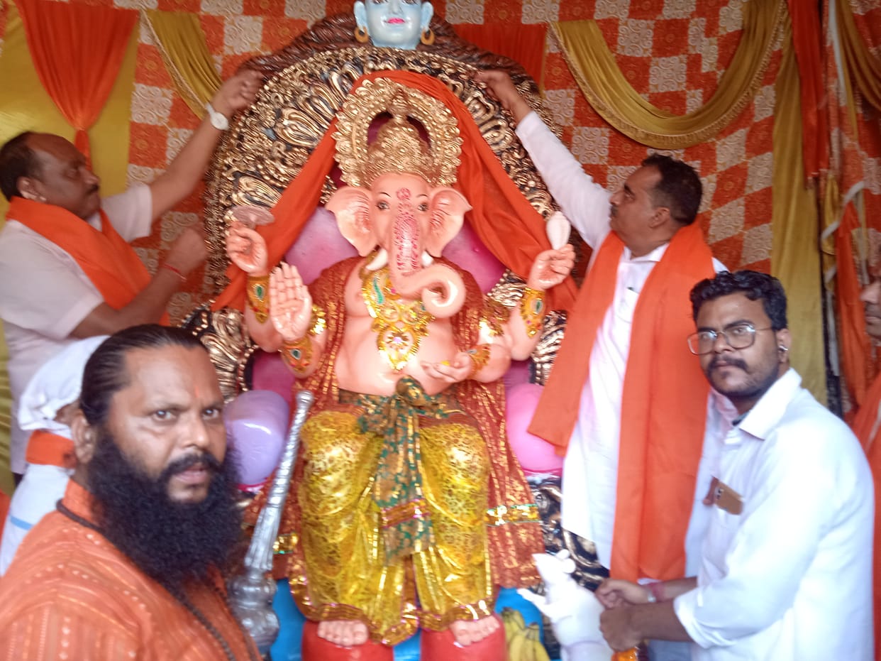 Ten day Ganesh festival begins