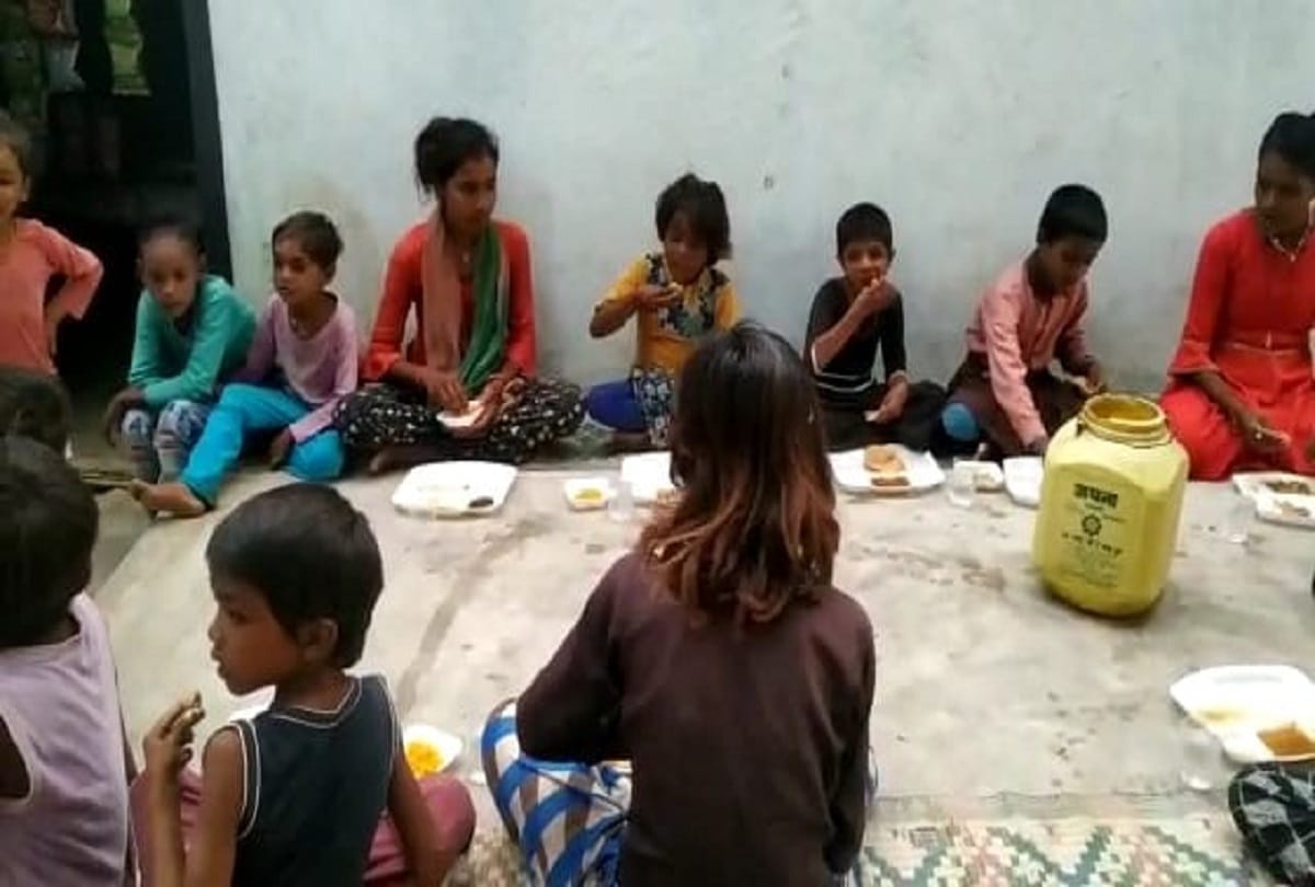 kuan pujan done on birth of puppies of bitch in mahoba