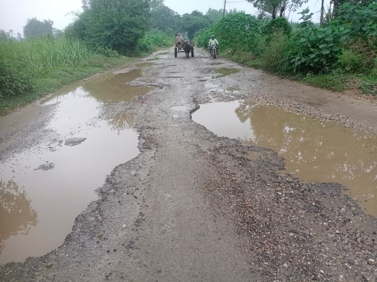Barla-Bhokarheri road turned into potholes