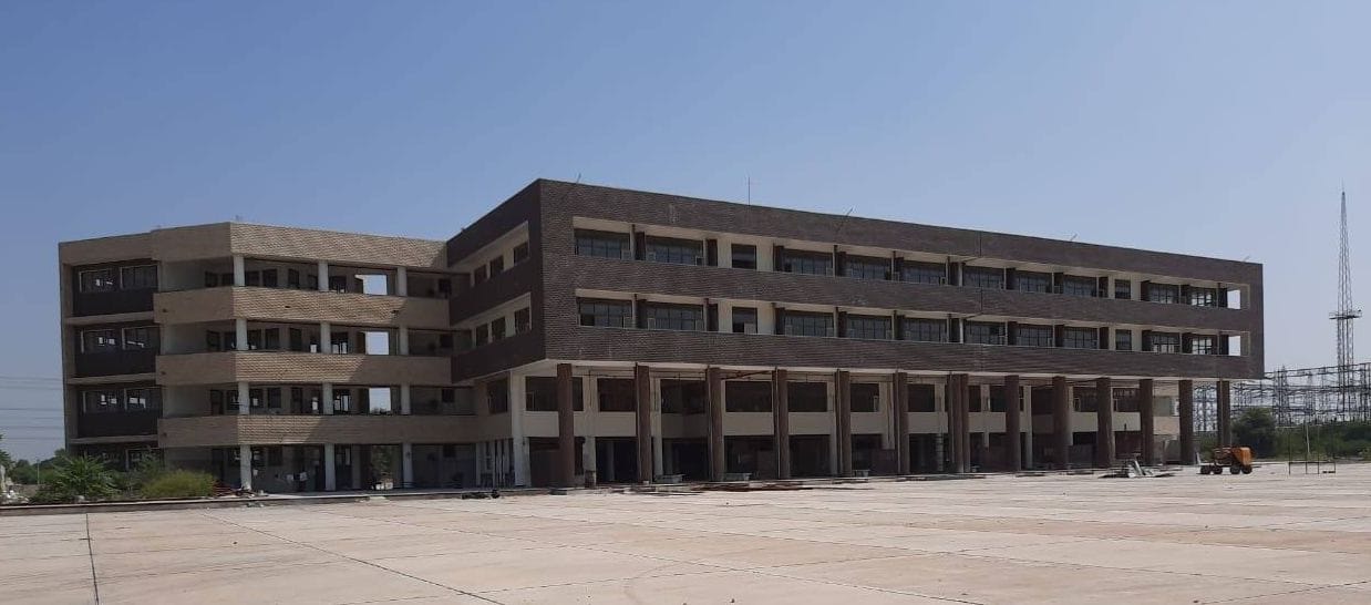 Forest Department became a hindrance in the start of the state's only four-storey bus stand