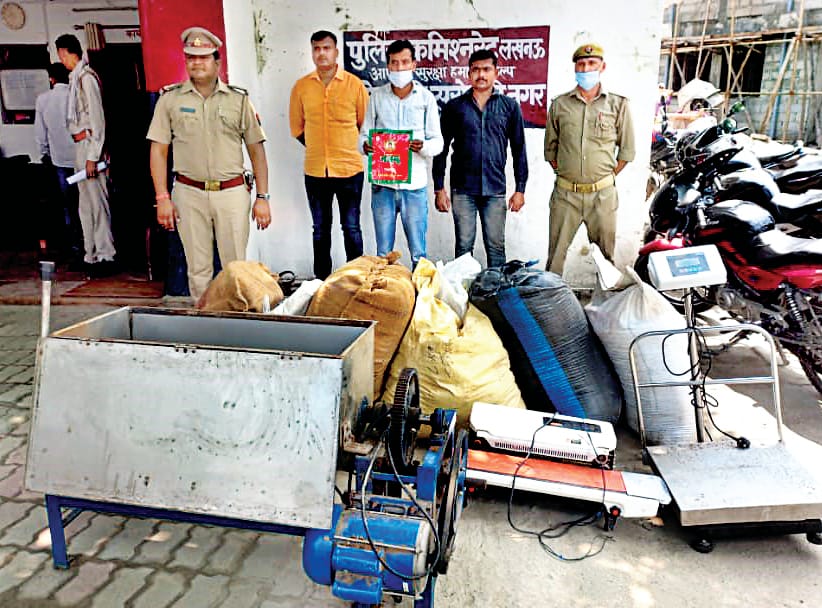 Illegal tobacco factory caught by police