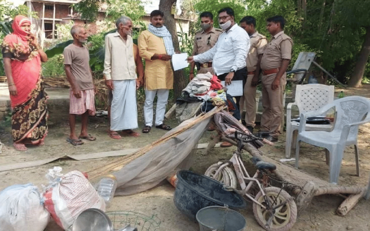 Bahubali mla Mukhtar Ansari nearest Anuj Kannojia house will  demolished by azamgarh police big action