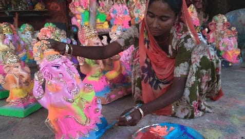 Kovid kills and expensive soil, so POP's Ganpati is being built