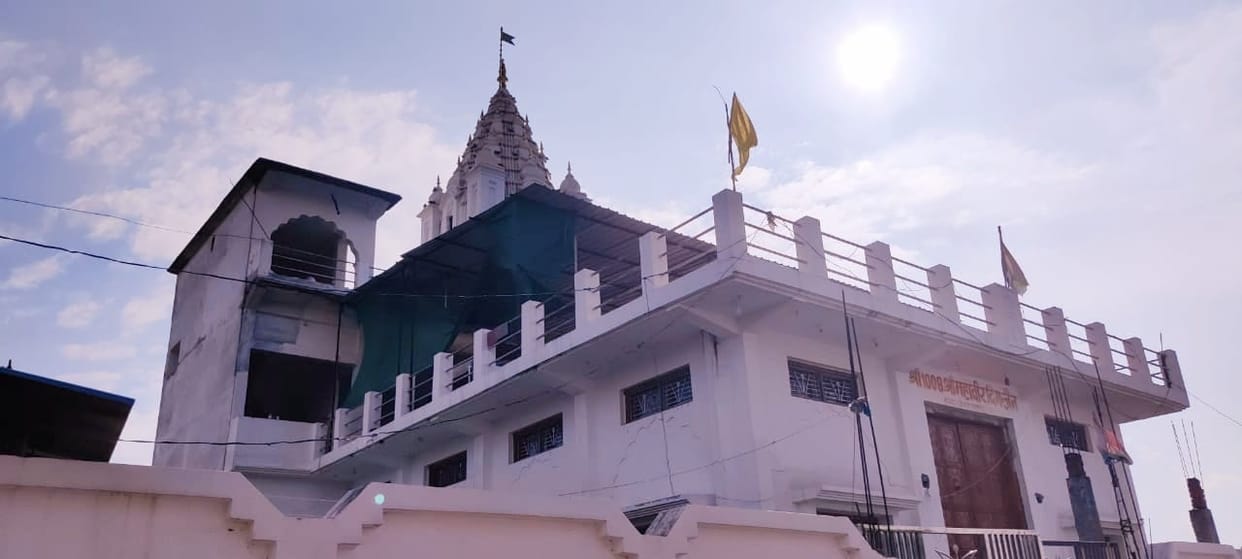 paryusarn festival, jain temple decorated