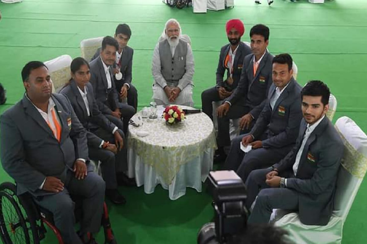 Meerut News: Prime Minister Narendra Modi has encouraged the players by meeting the players including Vivek Chikara and Jyoti Baliyan
