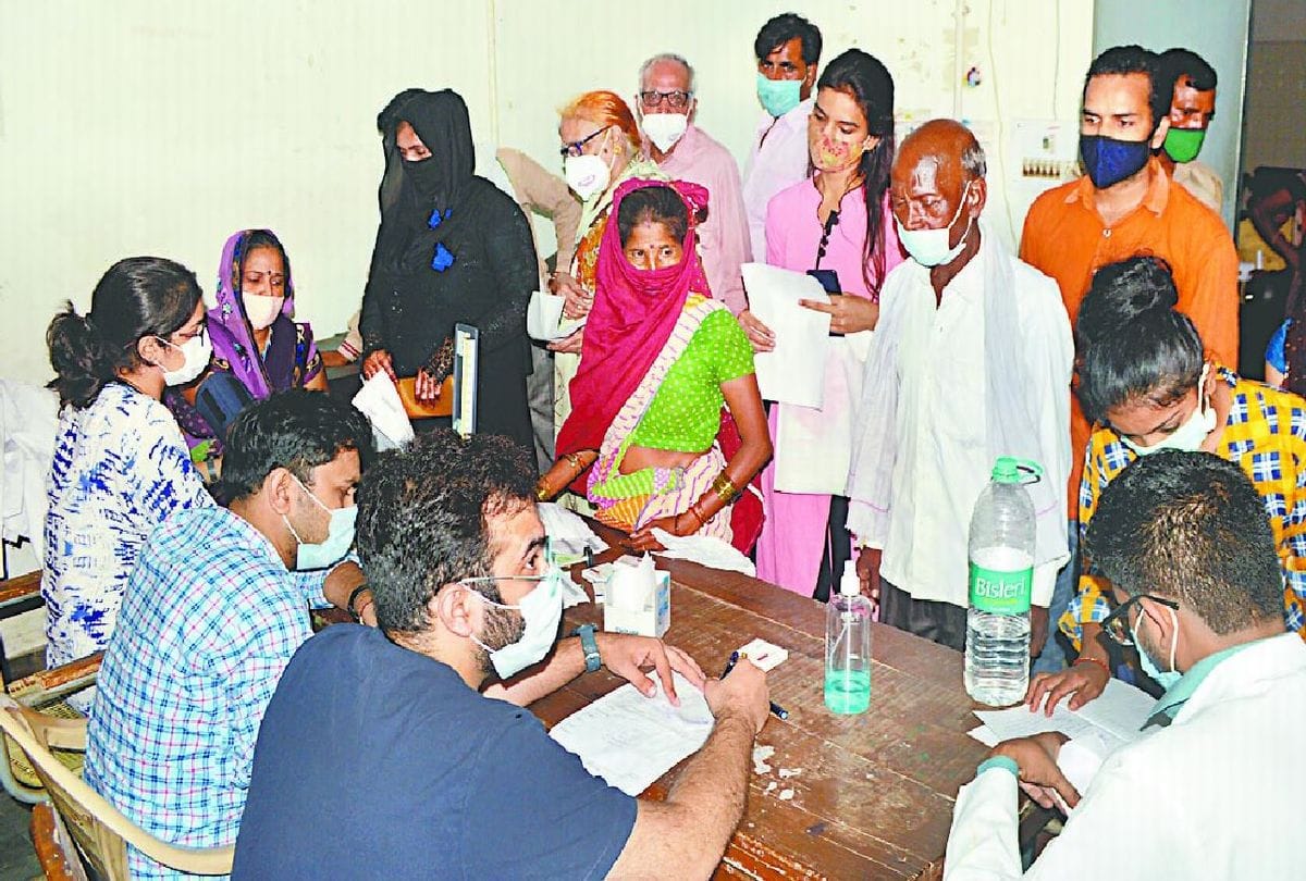 Agra Viral Fever Latest News in Hindi: numbers of patients increasing in hospitals