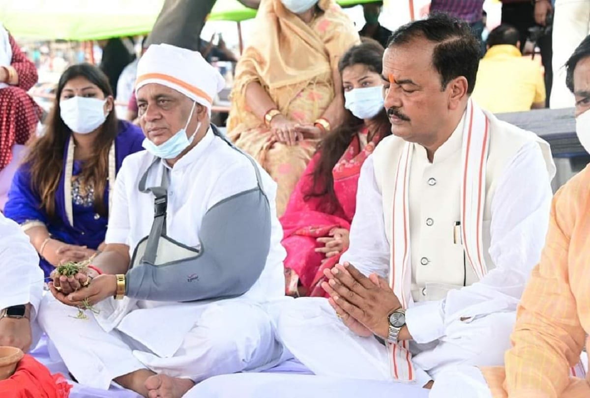Former Chief Minister Kalyan Singh's bones immersed in Sangam