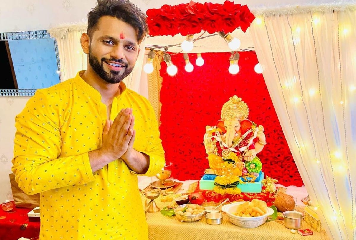 Ganesh Chaturthi 2021 Rahul Vaidya Disha Parmar Ganpati Look