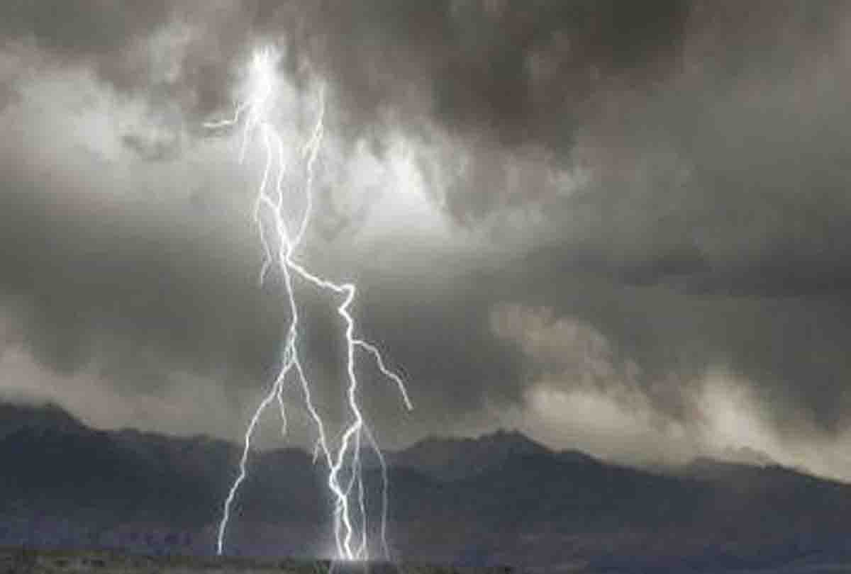 Five Died and six scorched due to lightning in Central UP and Bundelkhand