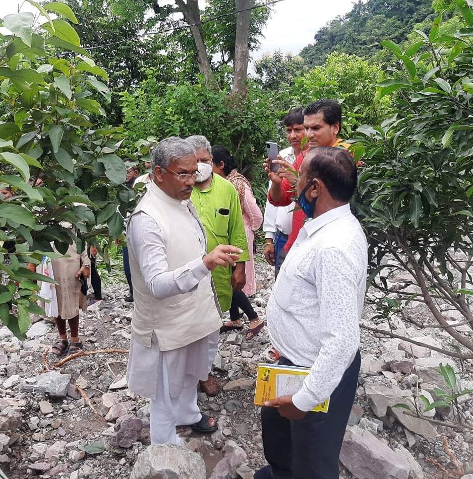 Former CM reached the disaster affected village Sirwalgarh