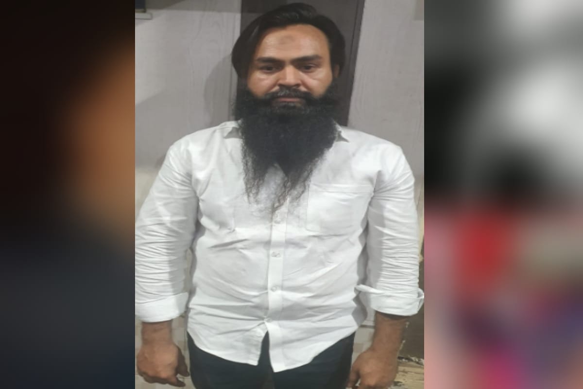 STF raid: Fake protein supplements were being sold in the name of body making in Meerut, one arrested