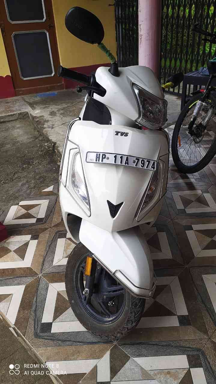 Kasauli police challaned bike scooty owner in Arki's Domehar panchayat got SMS of chllan for tripple riding